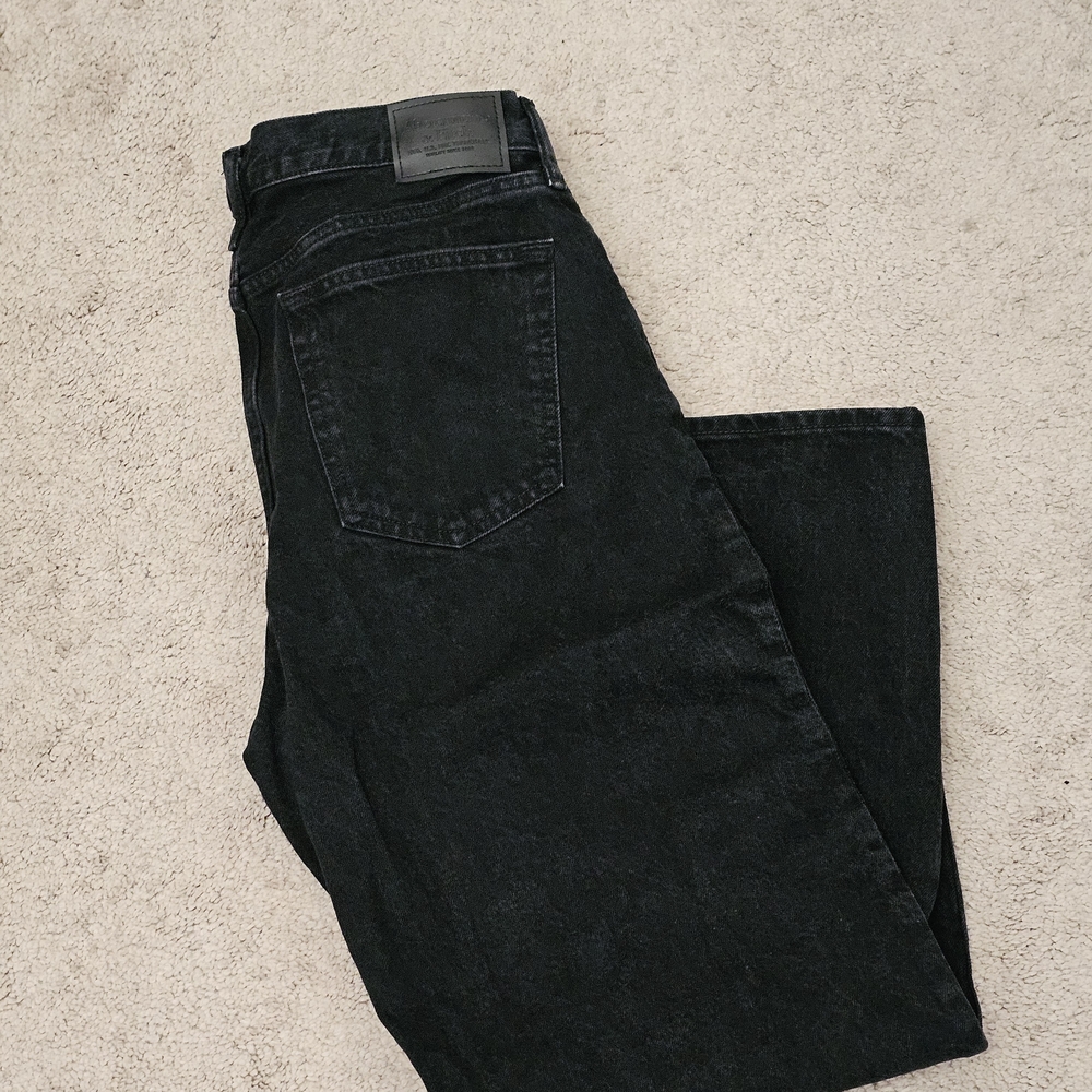 Abercrombie & Fitch Men's Dark Gray Relaxed Jeans